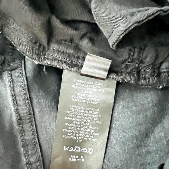 🌟HP🌟We The Free Sabrina Distressed Jeans - Picture 5 of 7